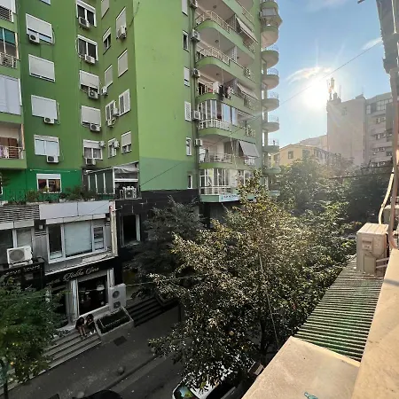 Enzo -central Blloku Hotel *