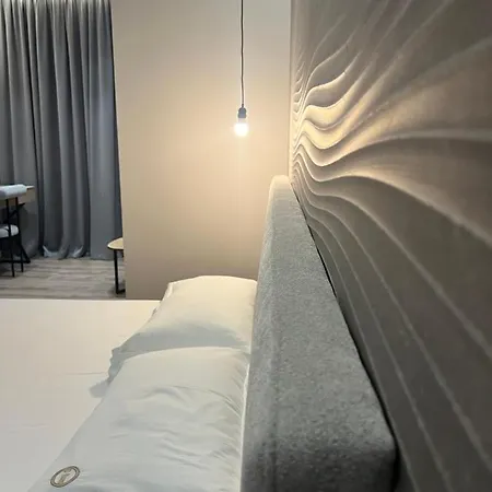 Enzo -central Blloku Hotel *