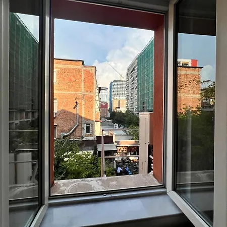 Hotell Enzo & Blloku