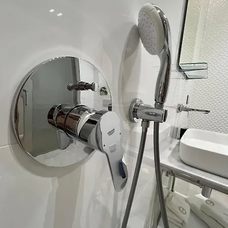 Enzo -central Blloku Hotel