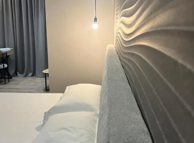 Enzo -central Blloku Hotel *