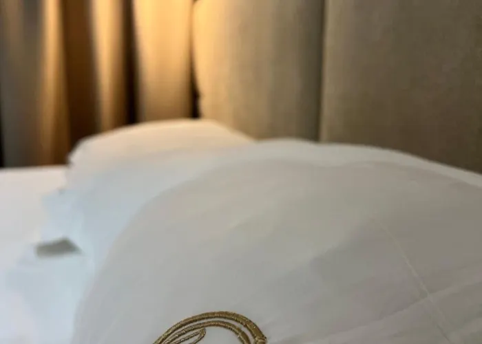 Enzo -central Blloku Hotel *